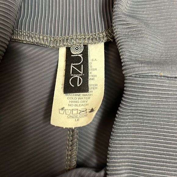 Onzie Stitch Fix Sweetheart Midi Legging Size M C34 - Picture 8 of 9